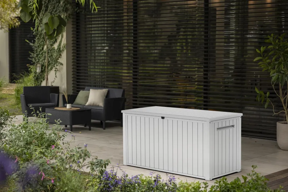 170 Gallon Deck Box - White