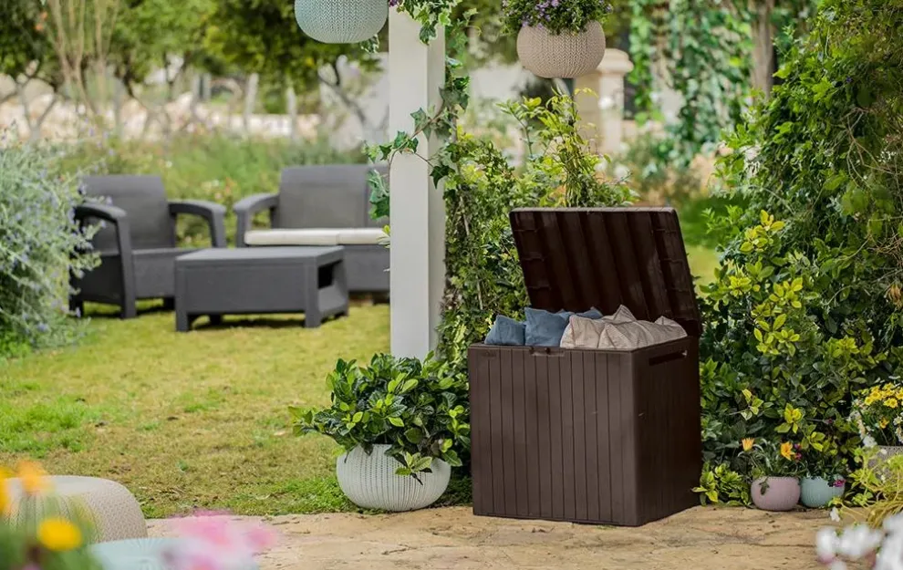 City Box 30 Gallon Deck Box - Brown