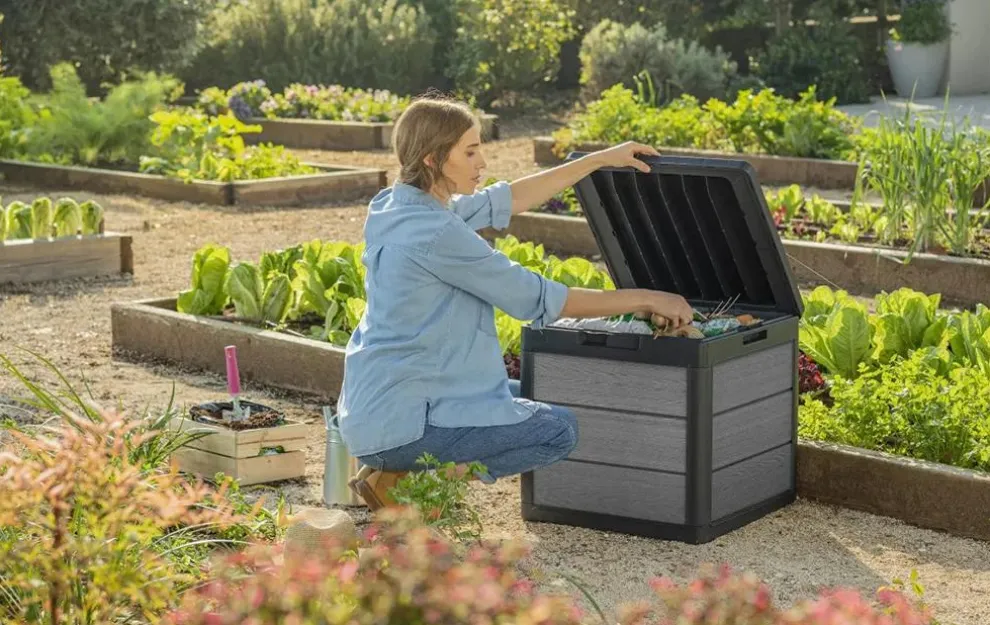 Cortina 30 Gallon Deck Box - Graphite