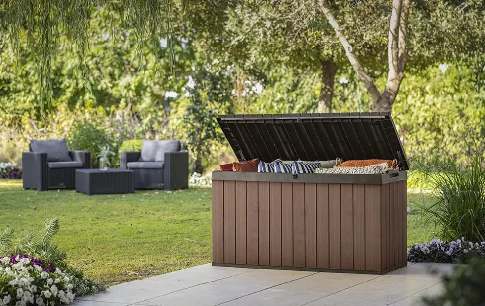 Darwin 150 Gallon Deck Box - Brown