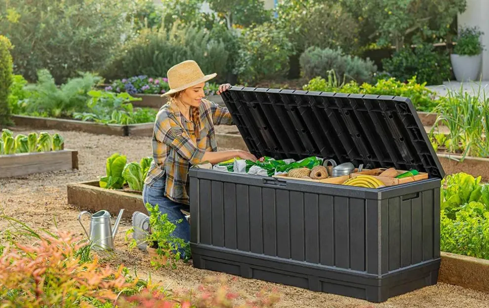 Kentwood 92 Gallon Deck Box - Graphite