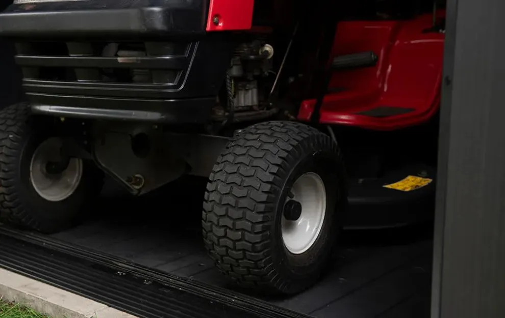 Newton Plus 7.5x9 Storage Shed - Graphite