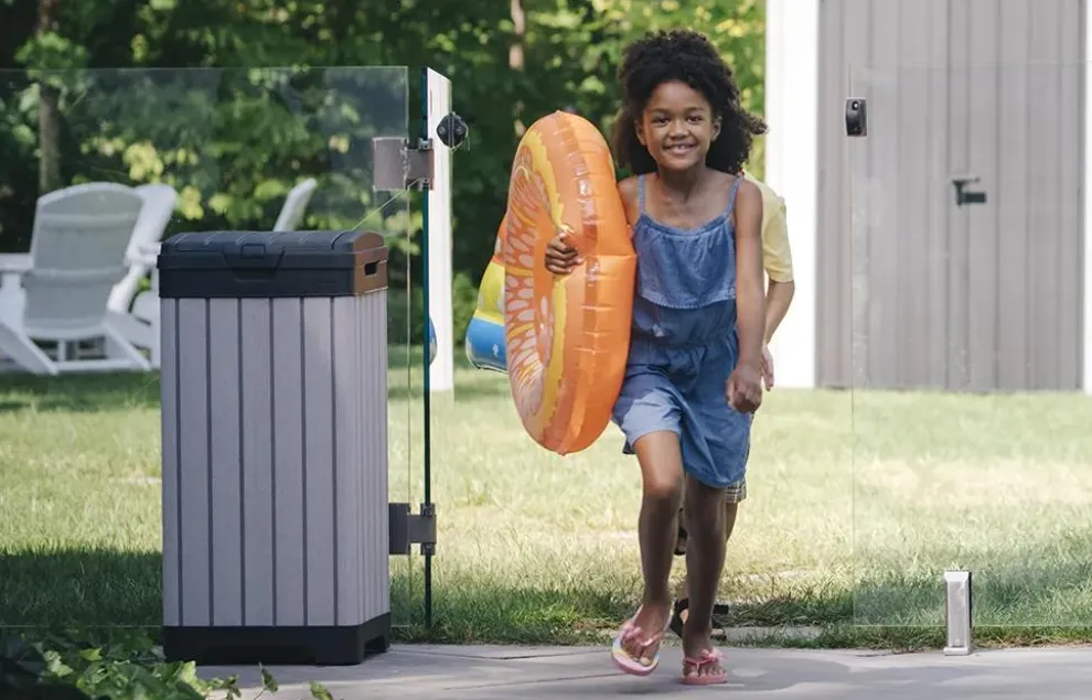 Rockford Outdoor Trash Can - Grey