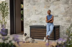 Signature 150 Gallon Deck Box - Rosewood Brown